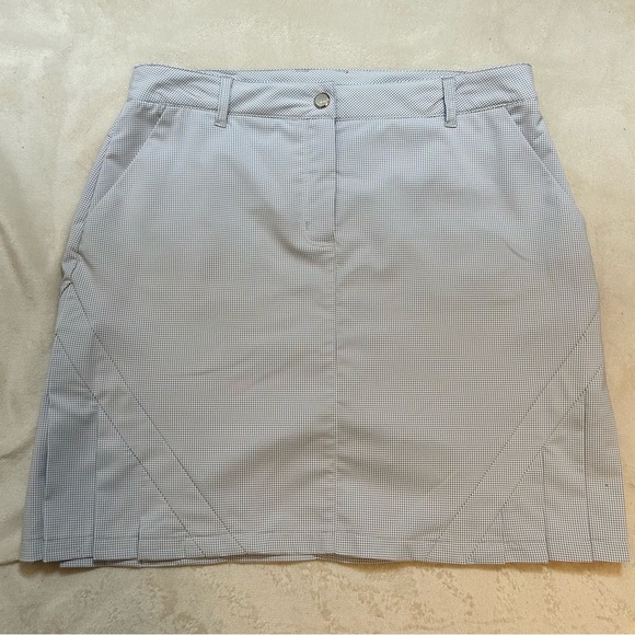 N’Vo | Checkered Golf Skort with Pleats | White, Gray | Size 10 - Picture 4 of 9